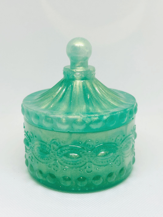 Boîte avec motifs