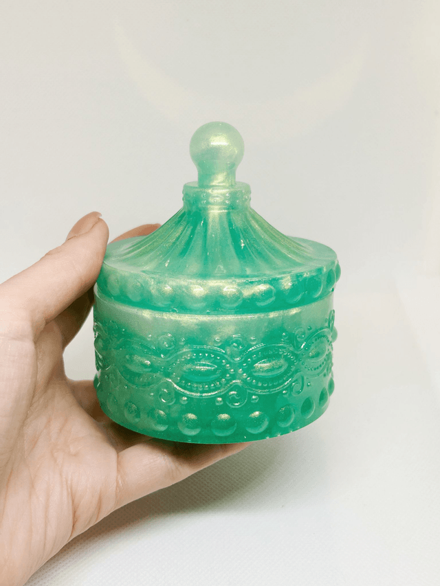 Boîte avec motifs
