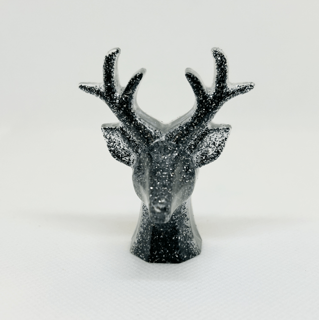 Tête de cerf porte-bijoux 