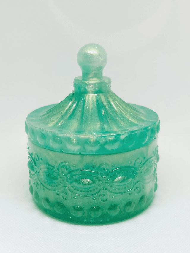 Boîte avec motifs