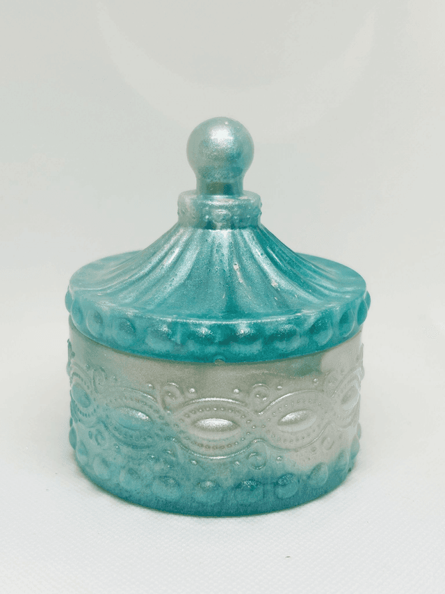 boîte avec motifs