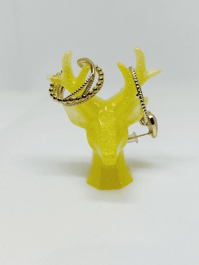 tête de cerf porte-bijoux 